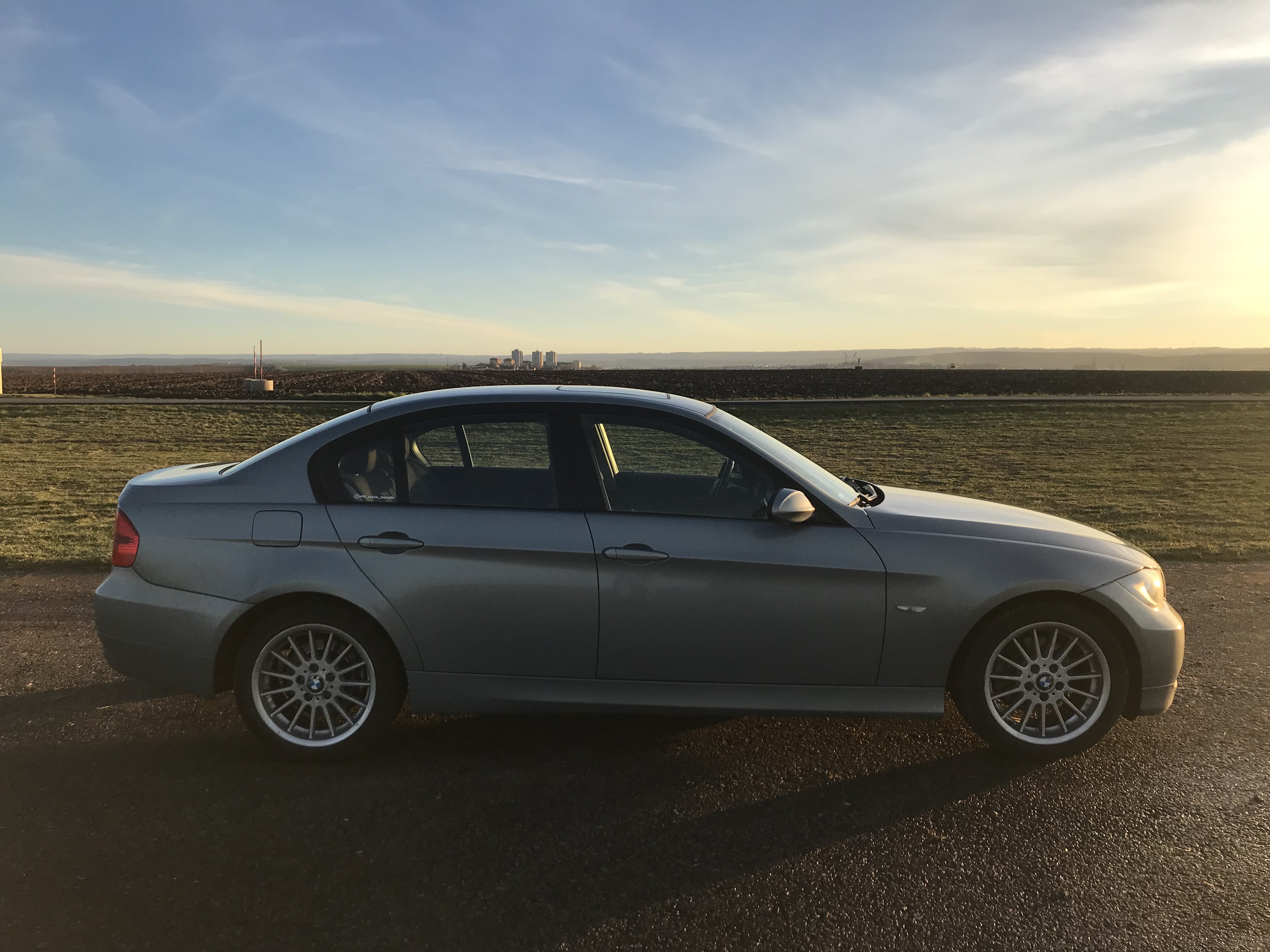 bmw-e90-320d-120kw-od-honzy-3-min